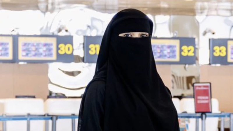 ޝިއުނާގެ އަބުރު ކަތިލުމަށް ދައުރުކުރި ވީޑިއޯގައި ވާ އަންހެން މީހާއަކީ ޝިއުނާއެއް ނޫން: ފުލުހުން