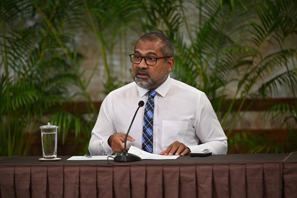 މާލެ ވިޔަފާރި ބަނދަރަށް މުދާ ބޭލުމުގައި ދިމާވާ ދަތިތައް ހައްލުކުރަނީ