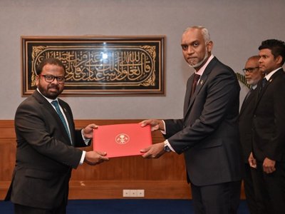 މުންދު: ތަޖުރިބާއާއެކު ސަރުކާރާއި ރައްޔިތުން ގުޅުވައިދިނުމަށް އެޅުނު މުހިންމު "ބުރިޖެއް"
