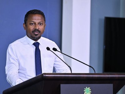 ގެއްލުނު ކަނޑުގެ ސަރަހައްދު އަލުން ހޯދަން ބޭރުގެ ވަކީލުންނާ ހަވާލުކުރަނީ
