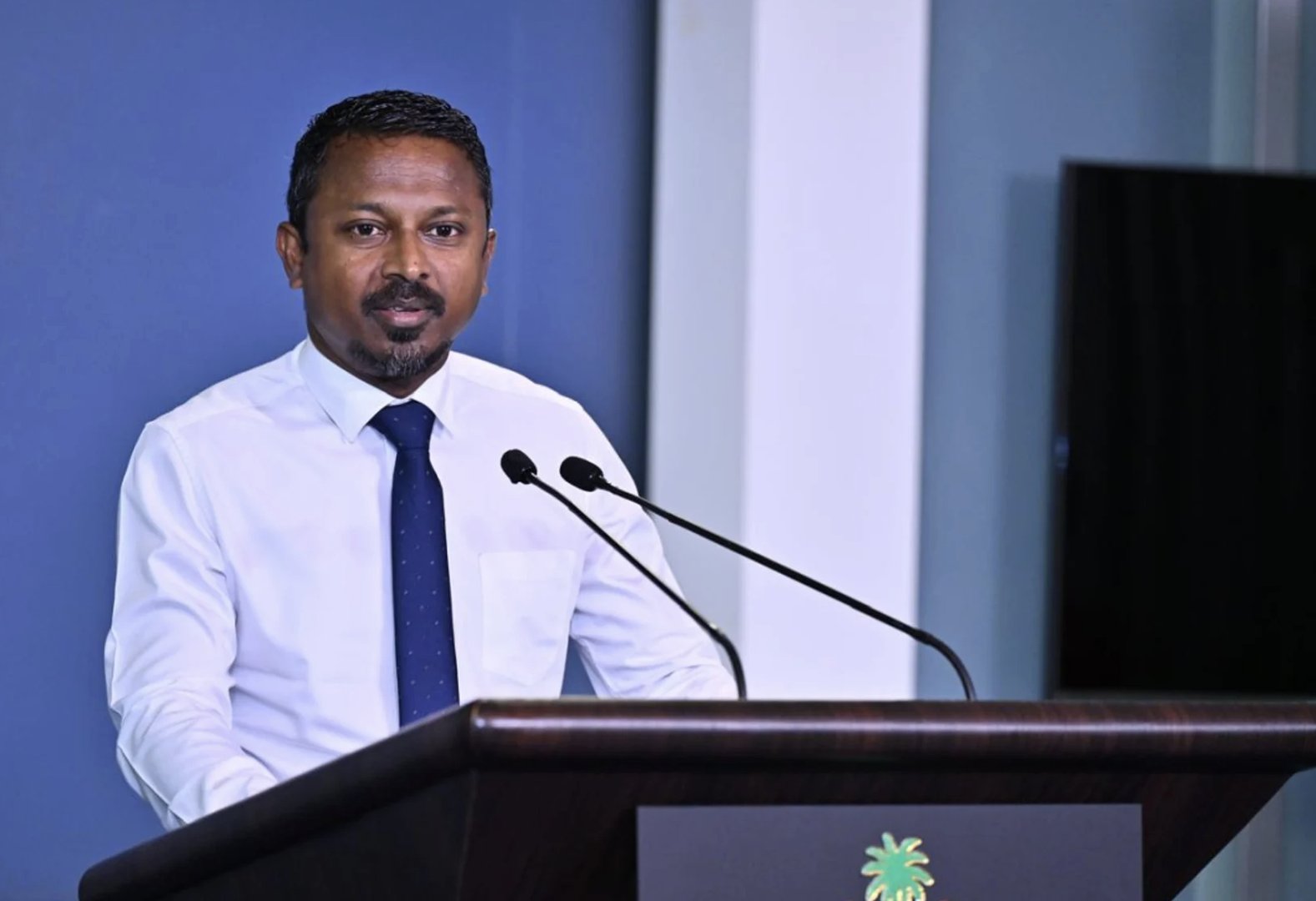 ގެއްލުނު ކަނޑުގެ ސަރަހައްދު އަލުން ހޯދަން ބޭރުގެ ވަކީލުންނާ ހަވާލުކުރަނީ