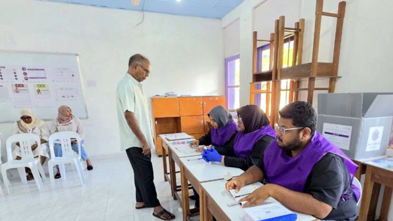 ބައި-އިލެކްޝަން: ކިޔުތައް ބަންދުކޮށްފި